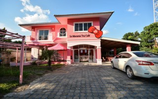Permanent Link to ชมพู๊ ชมพู สาวกแมวเหมียวห้ามพลาดที่ Le Macaron สาขาสารภี DSC_8051