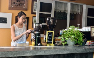 Permanent Link to บัวหลวง สตูดิโอ คาเฟ่ ร้านกาแฟสุดแสนร่มรื่น บาริสต้าระดับกูรู DSC_8989