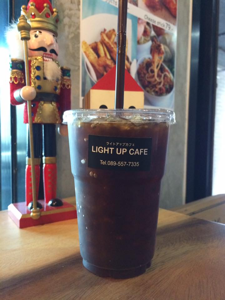 light up cafe