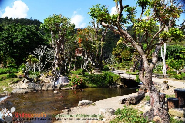 ธารทองลอด์จ ร้านอาหารอร่อย วิวสวยด้วยบรรยากาศรีสอร์ท