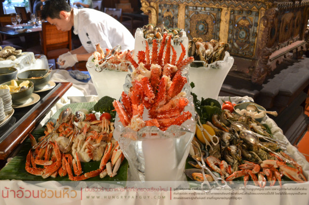 Friday Seafood Buffet at Akaligo Restaurant