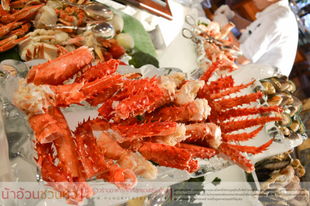 Friday Seafood Buffet at Akaligo Restaurant