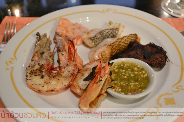 Friday Seafood Buffet at Akaligo Restaurant