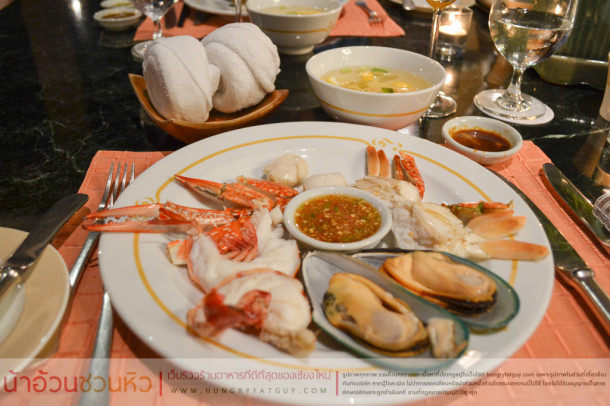 Friday Seafood Buffet at Akaligo Restaurant