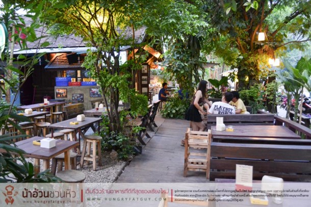 ร้านเดิม เดิม : ร้านนั่งดื่มบรรยากาศดี อาหารแปลกใหม่ หลังมอชอ