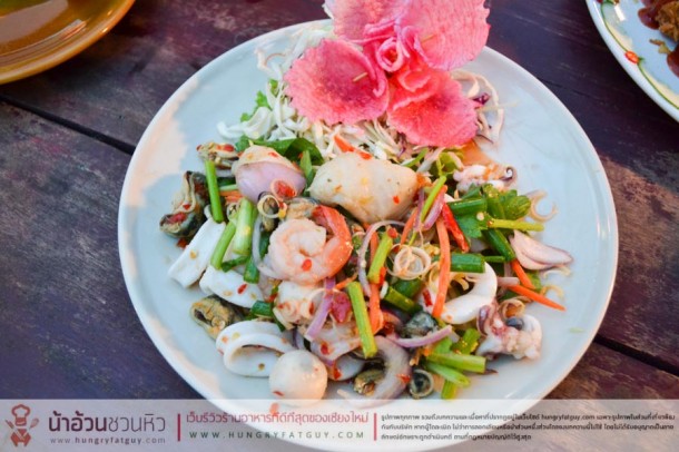 ร้านเดิม เดิม : ร้านนั่งดื่มบรรยากาศดี อาหารแปลกใหม่ หลังมอชอ