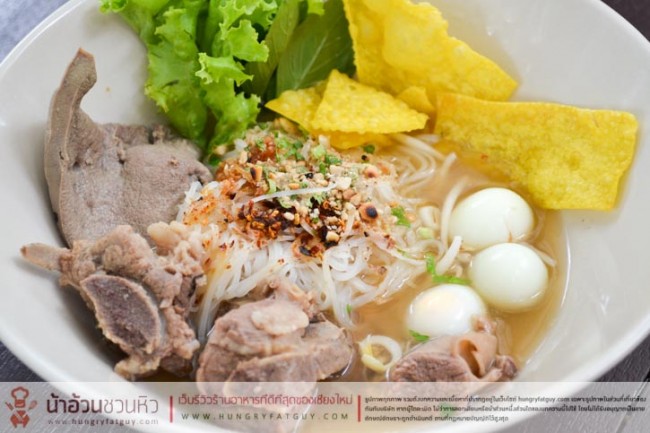 ร้านก๋วยเตี๋ยวชัยเจริญ ร้านก๋วยเตี๋ยววินเทจ รสชาติดี บรรยากาศเยี่ยม