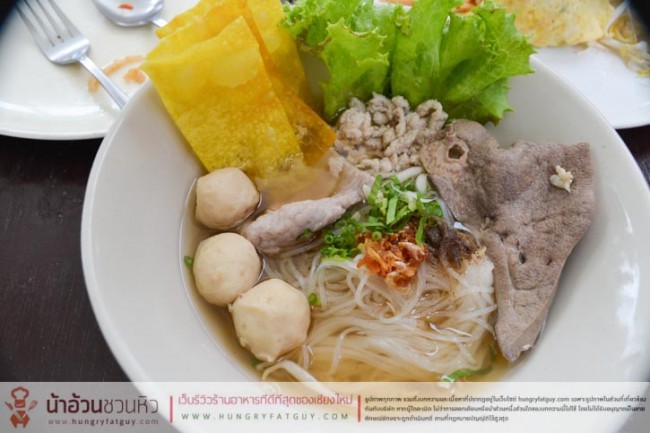 ร้านก๋วยเตี๋ยวชัยเจริญ ร้านก๋วยเตี๋ยววินเทจ รสชาติดี บรรยากาศเยี่ยม