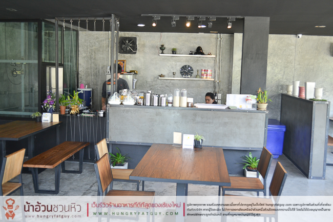 Cafe' Din Din ร้านอาหารฟิวชั่น เมนูแปลกใหม่มากมาย