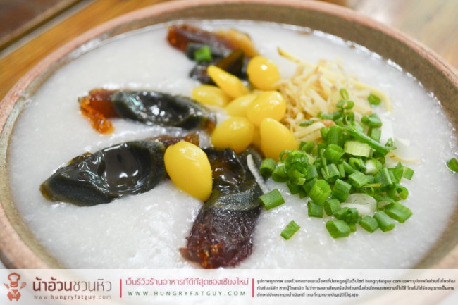 ร้านอร่อย นิมมาน (สุดซอย 15 เลี้ยวซ้าย) เชียงใหม่