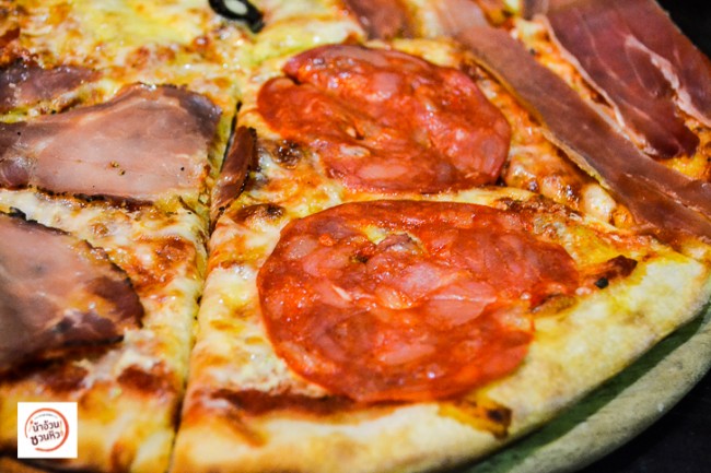 ร้านพิซซ่า 99 (Pizza 99) ร้านพิซซ่าราคาประหยัด แต่อร่อยเต็ม เจ็ดยอด เชียงใหม่