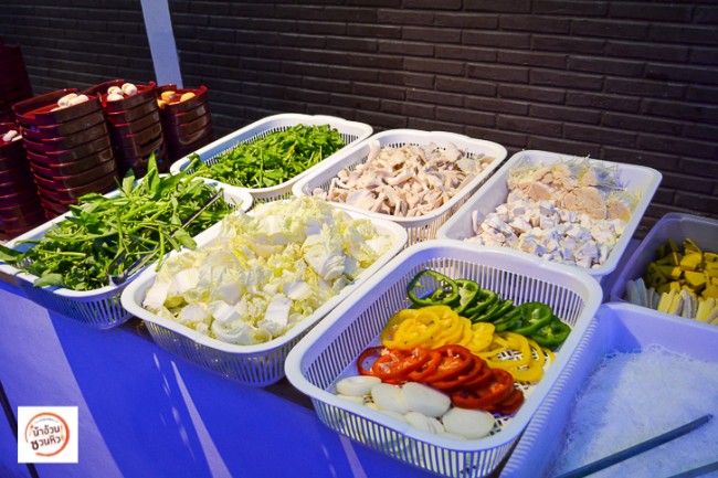 ลักจุ่ม มุมตึก ร้านหมูจุ่มน้องใหม่ บรรยากาศโรแมนติก เชียงใหม่