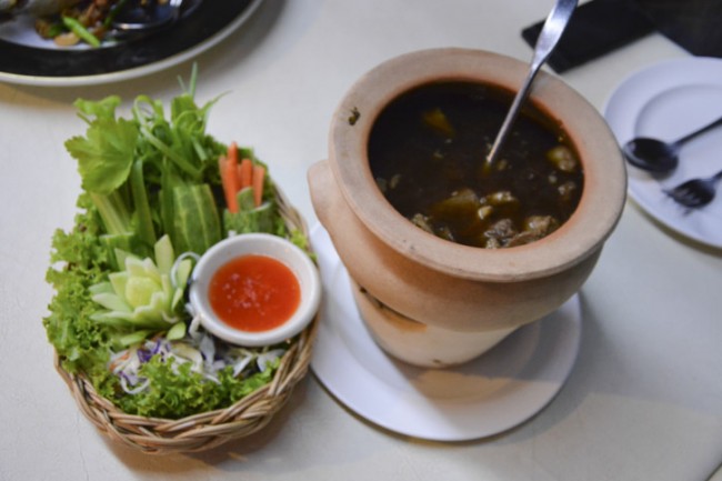 Xanadu Restaurant ร้านอาหารลอยฟ้า กลางเมืองเชียงใหม่