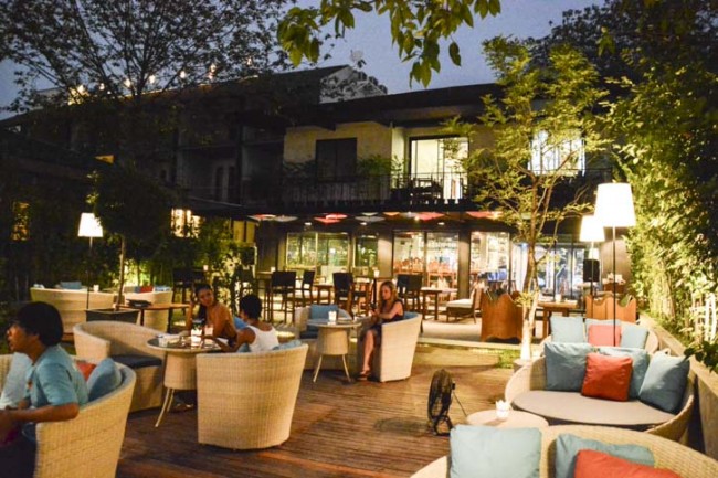 Lanna River Bar ร้านนั่งชิลเก๋ๆ ริมน้ำปิง เสน่ห์แห่งใหม่ของ Sala Lanna