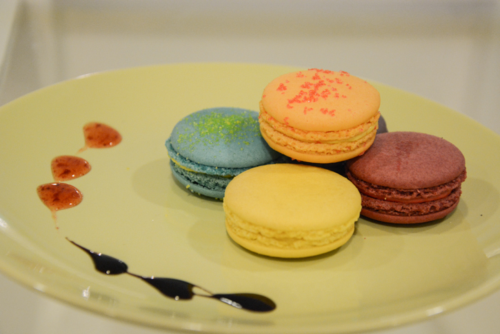 Le Macaron Tea Cafe ชั้น 4 แอร์พอร์ตพลาซ่า