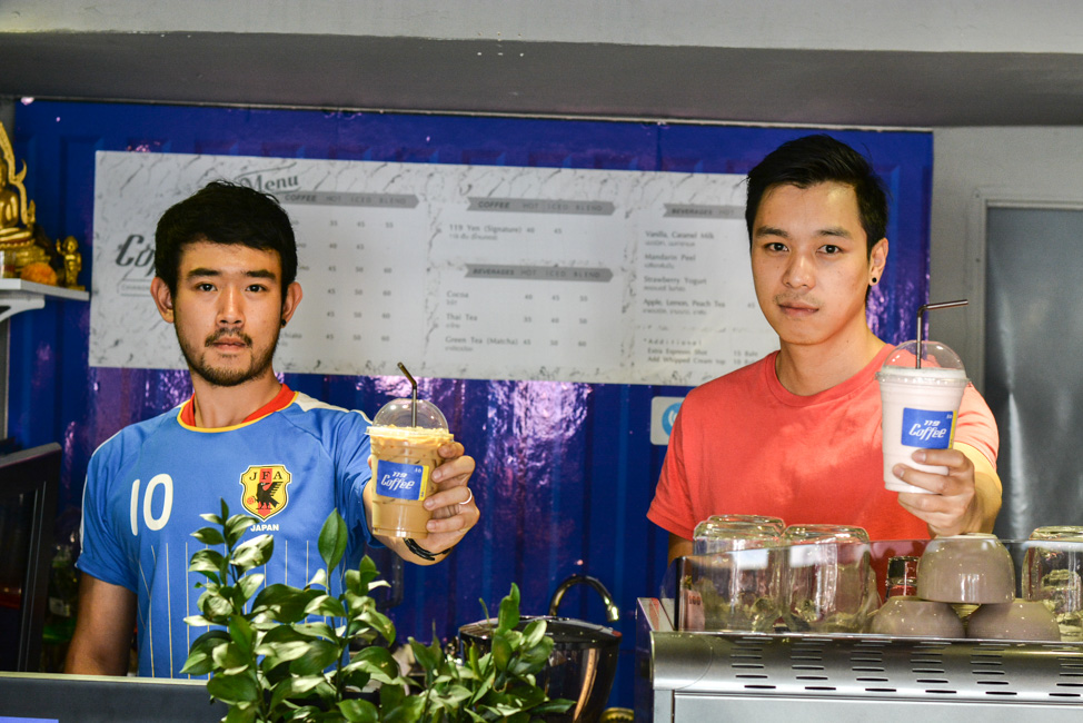 119 Coffee ร้านกาแฟเล็กๆ เคล้าอารมณ์ของนักแต่งรถมือโปร