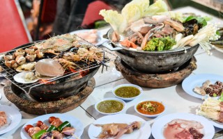 Permanent Link to บ้านริมน้ำ บุฟเฟ่ต์ทะเลเผา อิ่มได้ทั้งหมู ทั้งทะเลแบบไม่อั้น ในราคาเพียง 309 บาทรวมทุกอย่างไม่บานปลาย