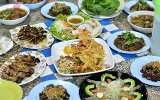 Permanent Link to สุดยอด “ลาบ” รสเด็ด ต้องที่นี่ ลาบลุงน้อย by ตี๋หลังมอ อาจจะต้องรอเพราะร้านนี้เด็ดมว๊ากกกกกก