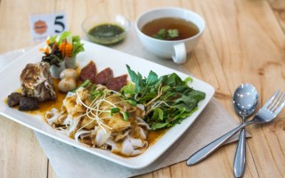 Permanent Link to อาหารรสชาติระดับเหลา แต่จ่ายในราคาเบาๆ ที่ Akai8 ร้านใหม่ใหญ่กว่าเดิม