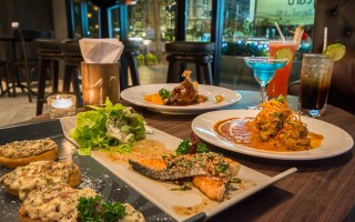 Permanent Link to ผ่อนคลายกับร้านอาหารดนตรีสไตล์แจ๊ส นั่งฟังเพลินปล่อยอารมณ์แห่งการพักผ่อนที่ The Mellowship