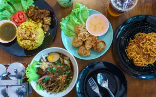 Permanent Link to จัดเต็มกับเมนูฮาลาลรสเด็ด ถึงพริกถึงขิง ครบเครื่องด้วยวัตถุดิบระดับคุณภาพ ในราคาที่จ่ายสบาย Mama’s Kitchen
